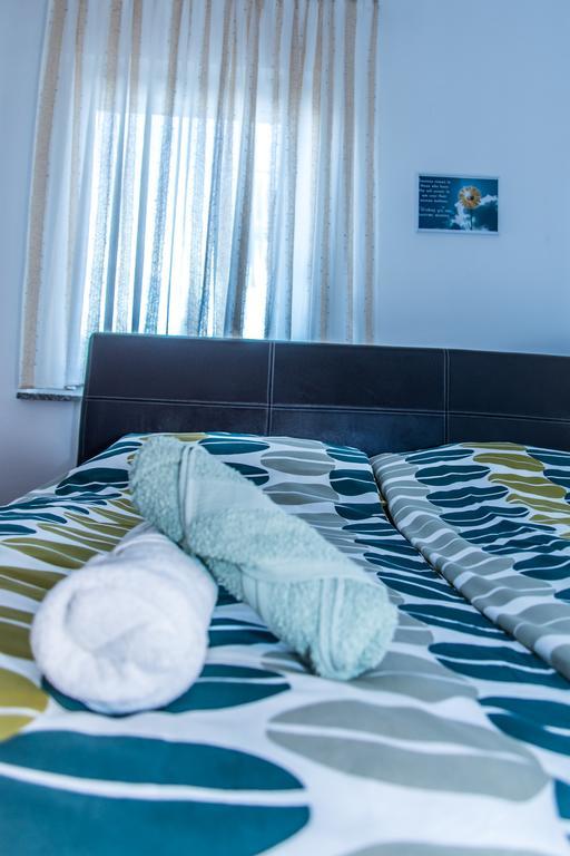 Apartment Flores Осієк Екстер'єр фото