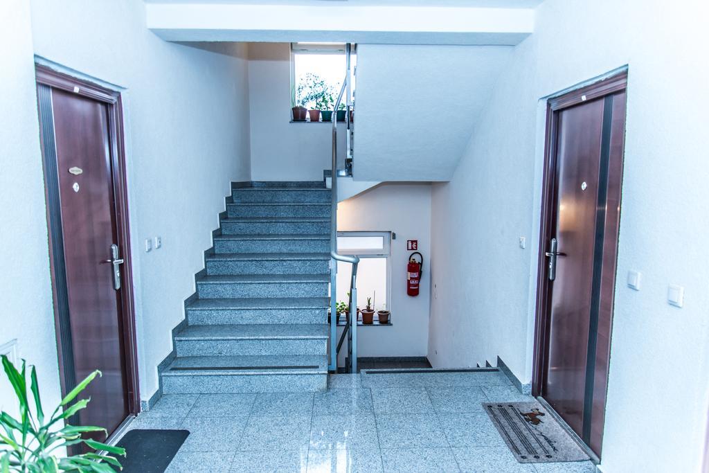 Apartment Flores Осієк Екстер'єр фото